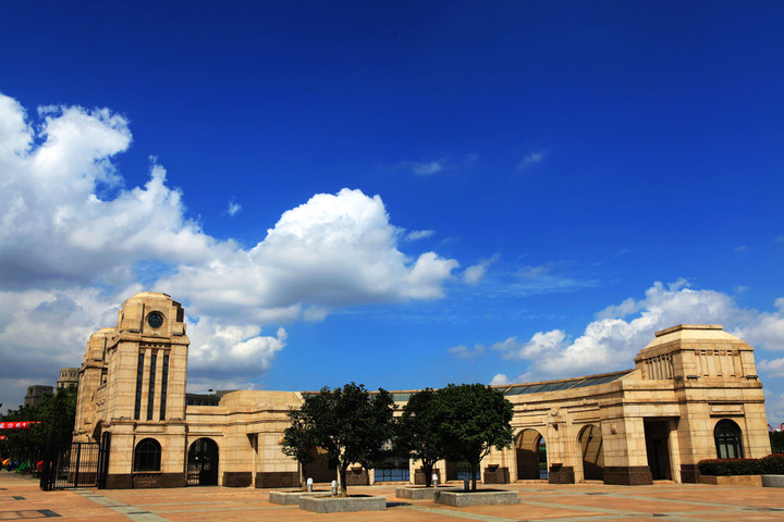 复旦大学