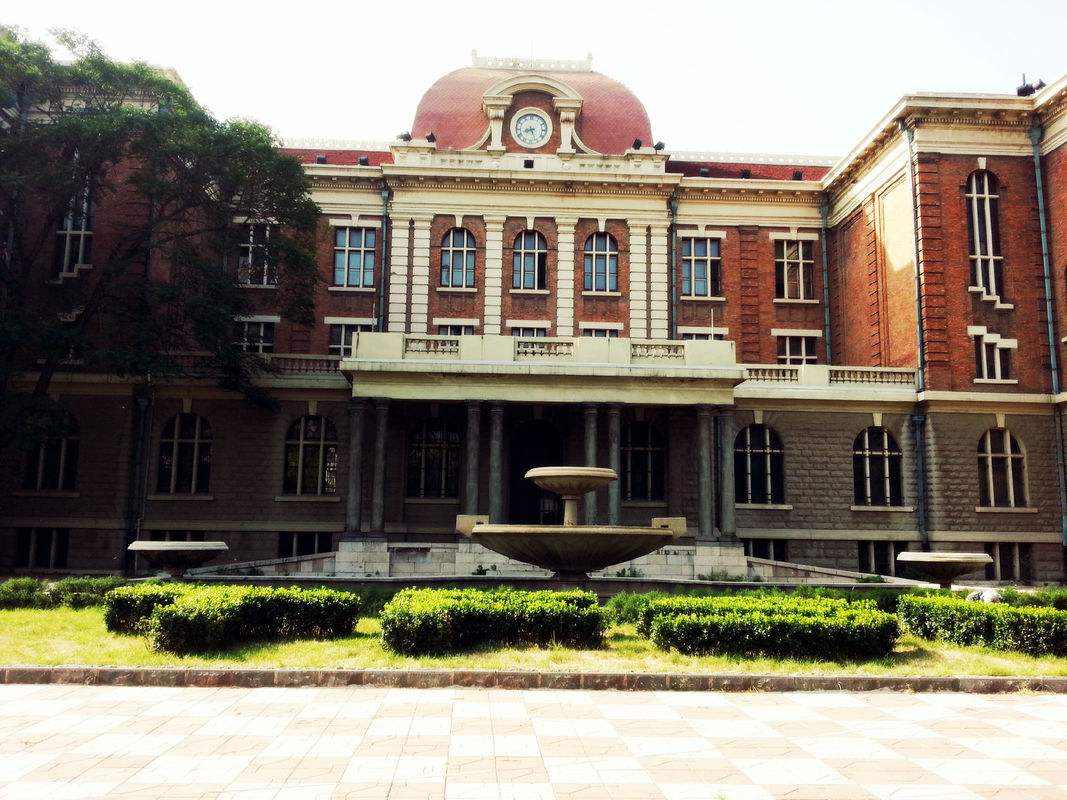 天津外国语大学图片介绍