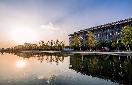 四川大学院校图片